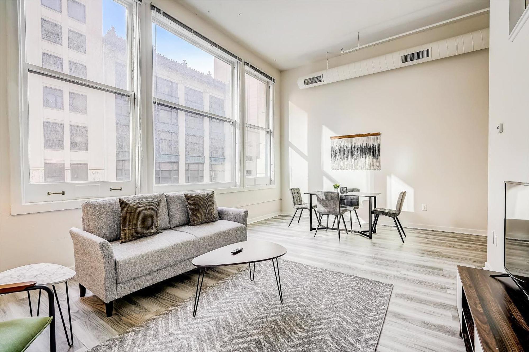 Cozysuites - 2Br With Direct Skybridge Access #1 Indianapolis Exterior foto